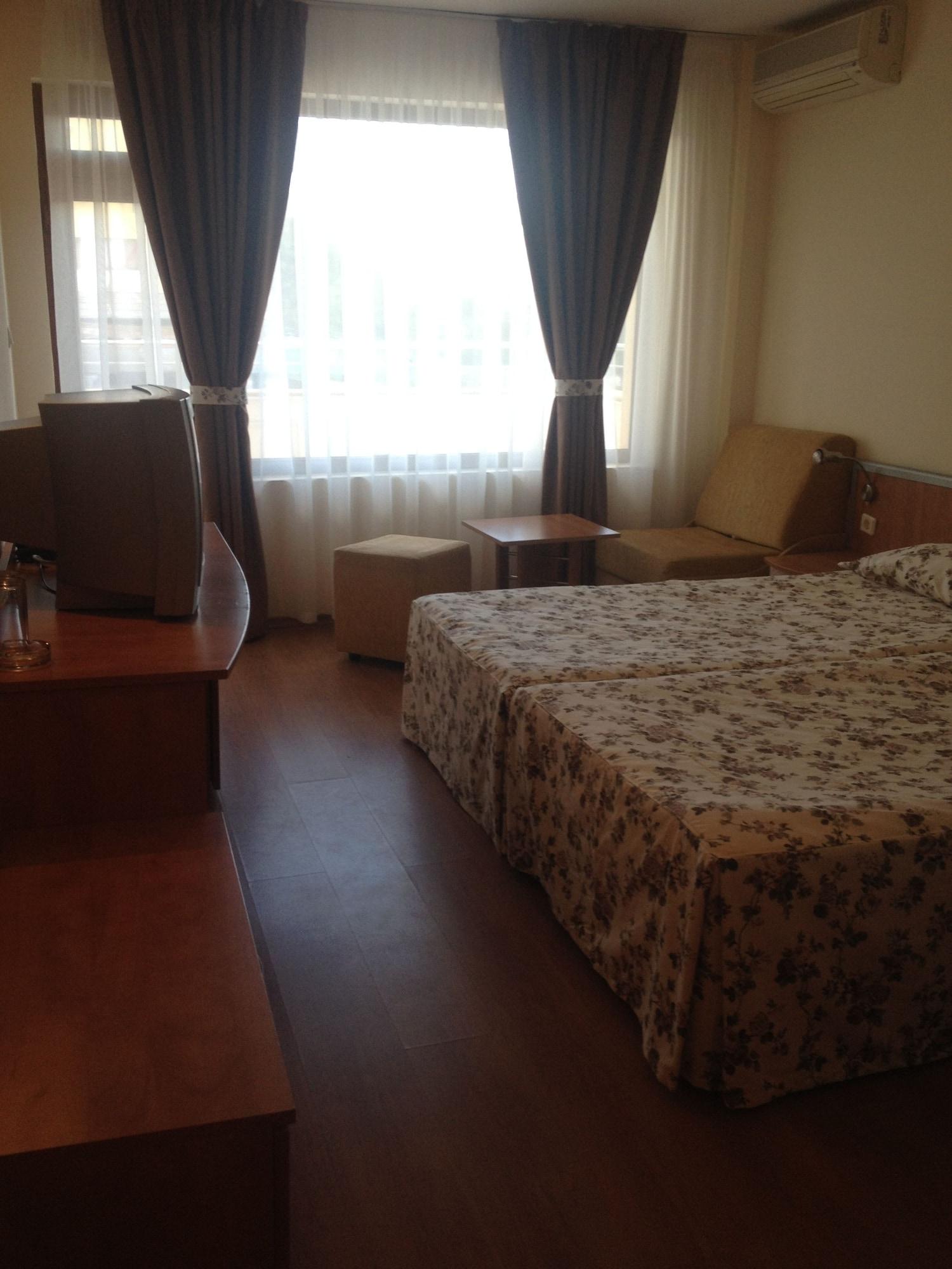 Hotel Atol Sunny Beach Esterno foto